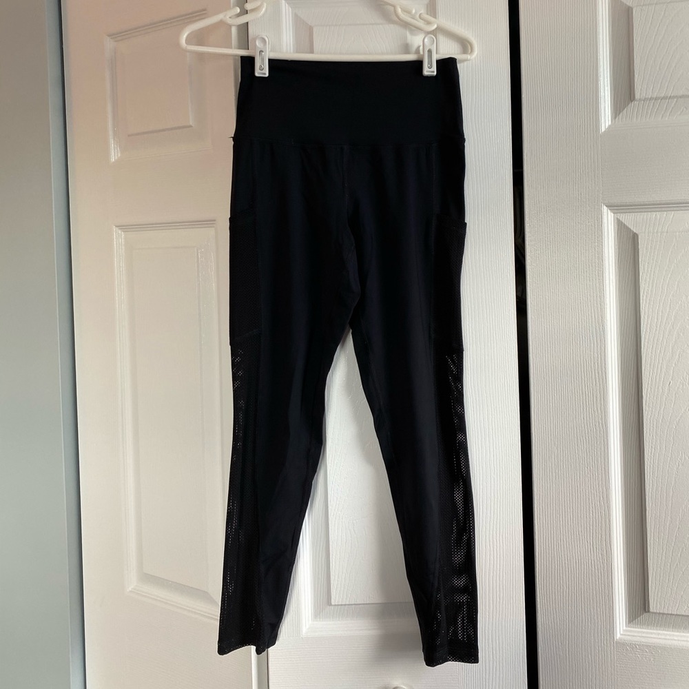 Aerie Chill Play Move Leggings 7/8 Length
